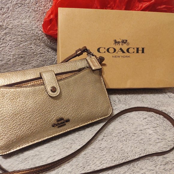 Coach Handbags - COPY - Coach Noa Pop-Up Messenger Clutch/Crossbody in Platinum/Bronze